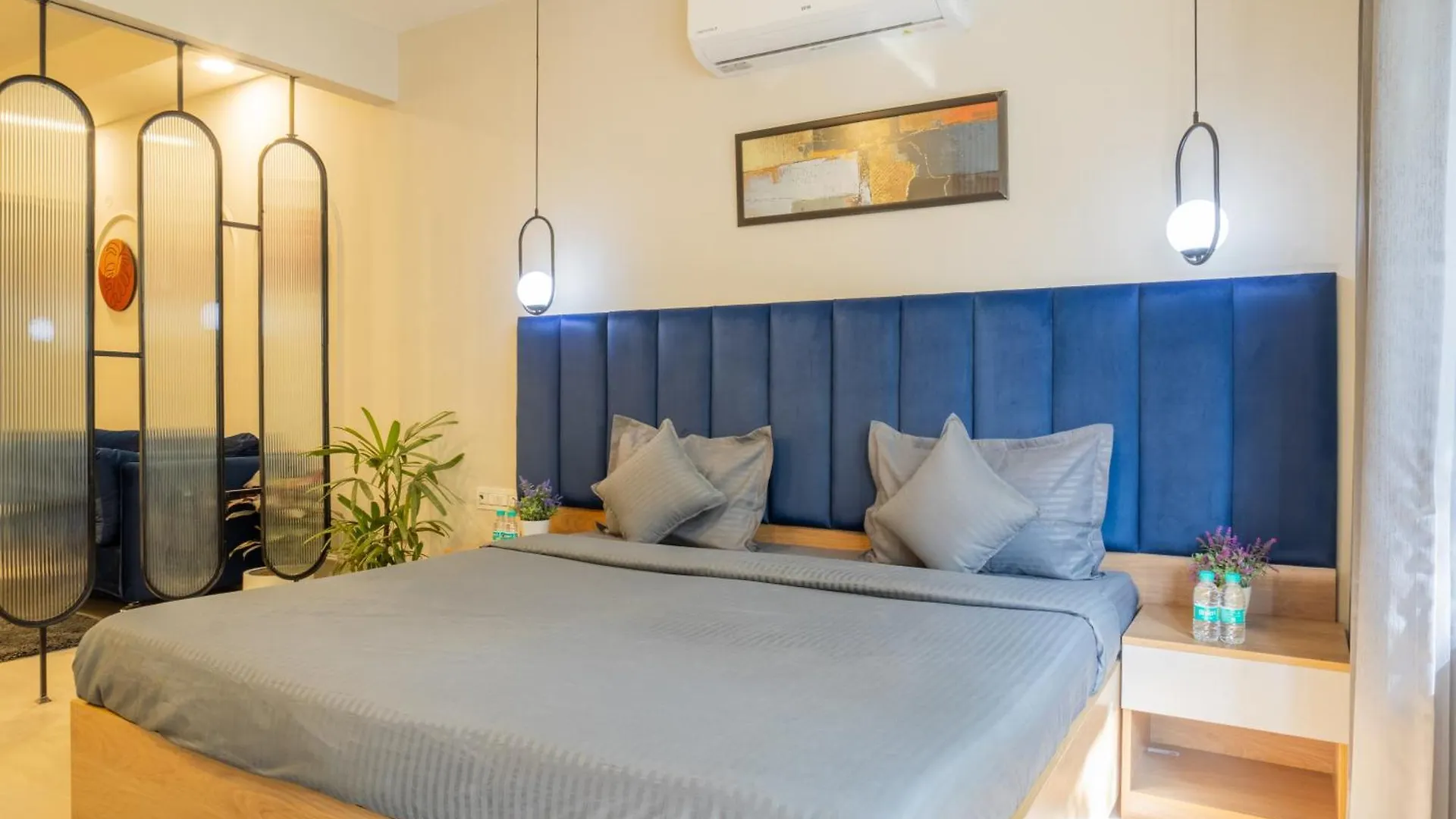 Housr 1 Bhk Apartment Sector 42 Gurgaon Near Two Horizon Centre Hotel