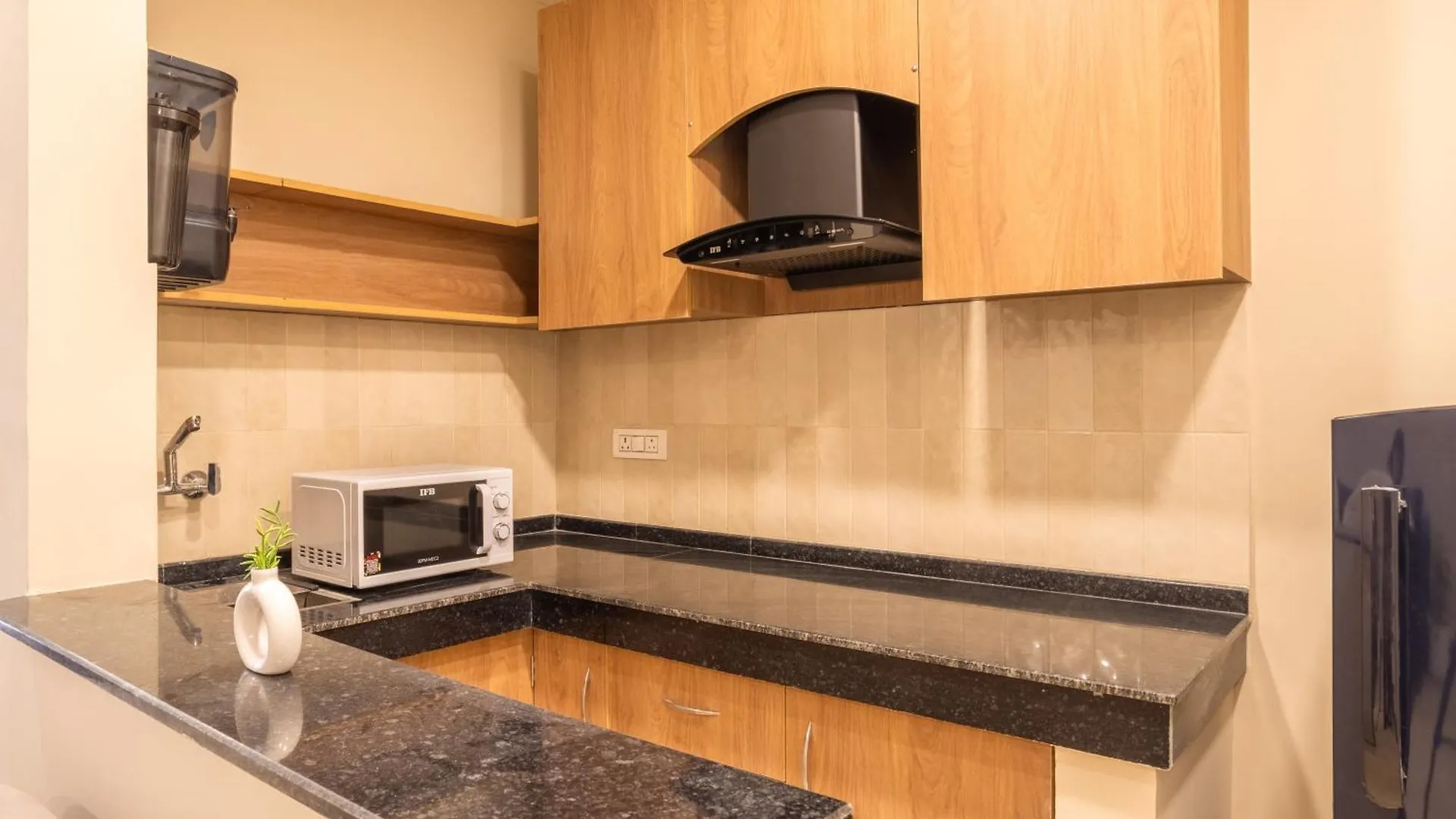Housr 1 Bhk Apartment Sector 42 Gurgaon Near Two Horizon Centre Indie